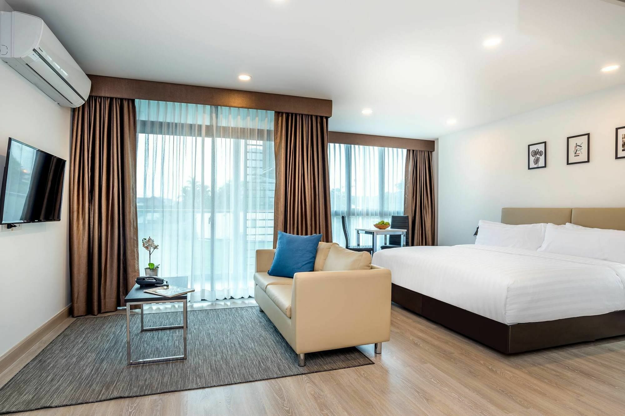 The Rizin Hotel Pattaya Exterior photo