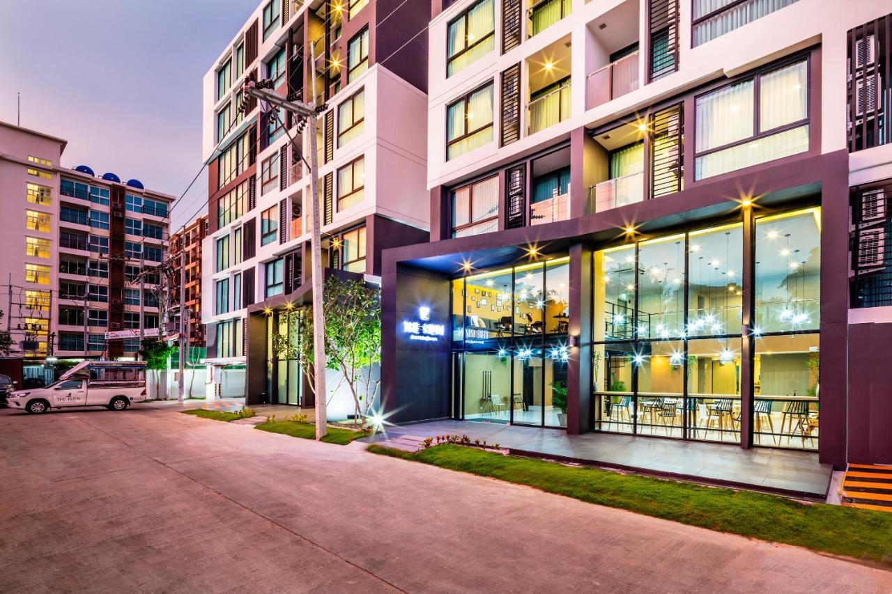 The Rizin Hotel Pattaya Exterior photo